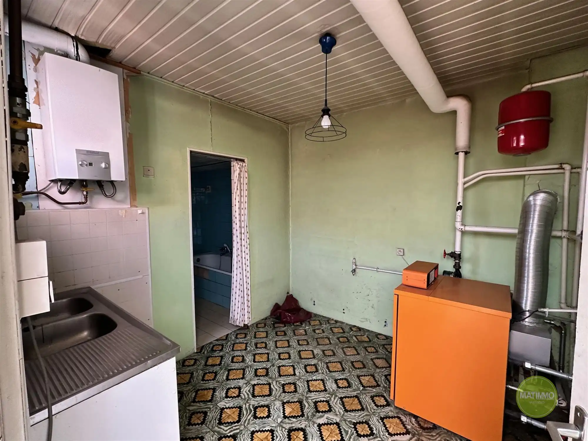 Te renoveren rijwoning met 3 slaapkamers nabij Mol Centrum foto 8