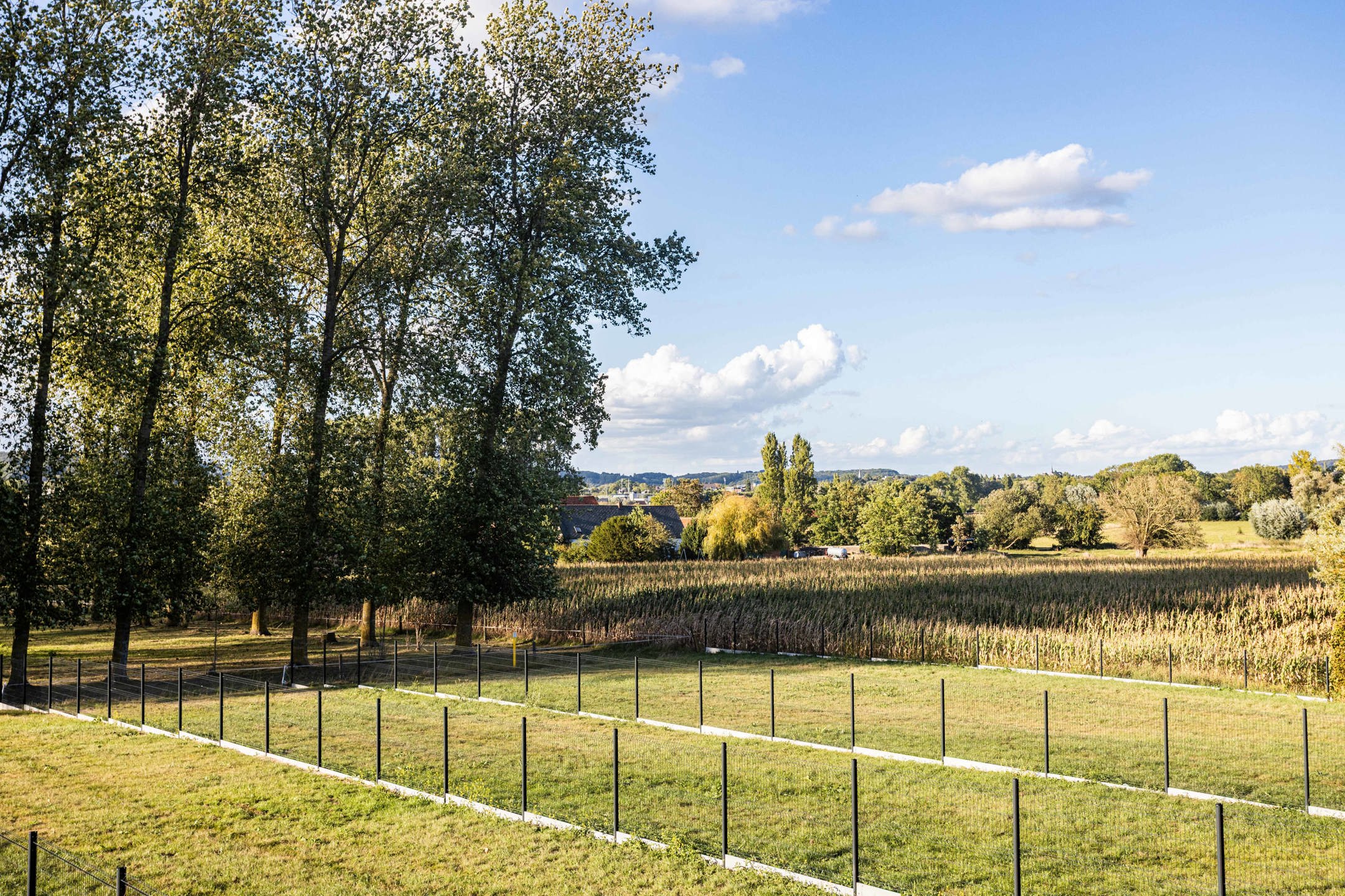 Prachtige nieuwbouwwoning omringd door groen en natuur. foto 26