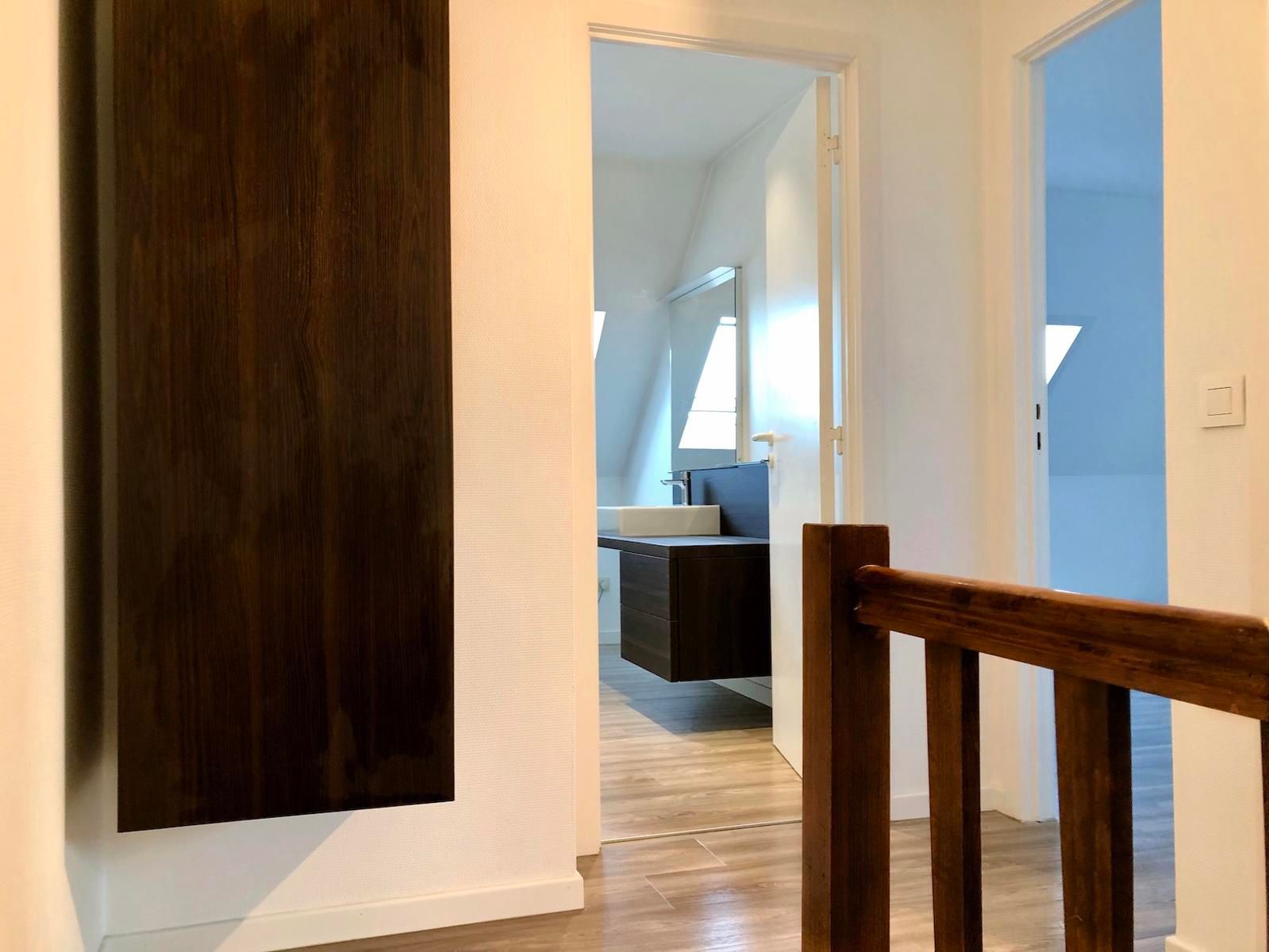 Volledig gerenoveerd appartement met zonnige terrassen. foto 7
