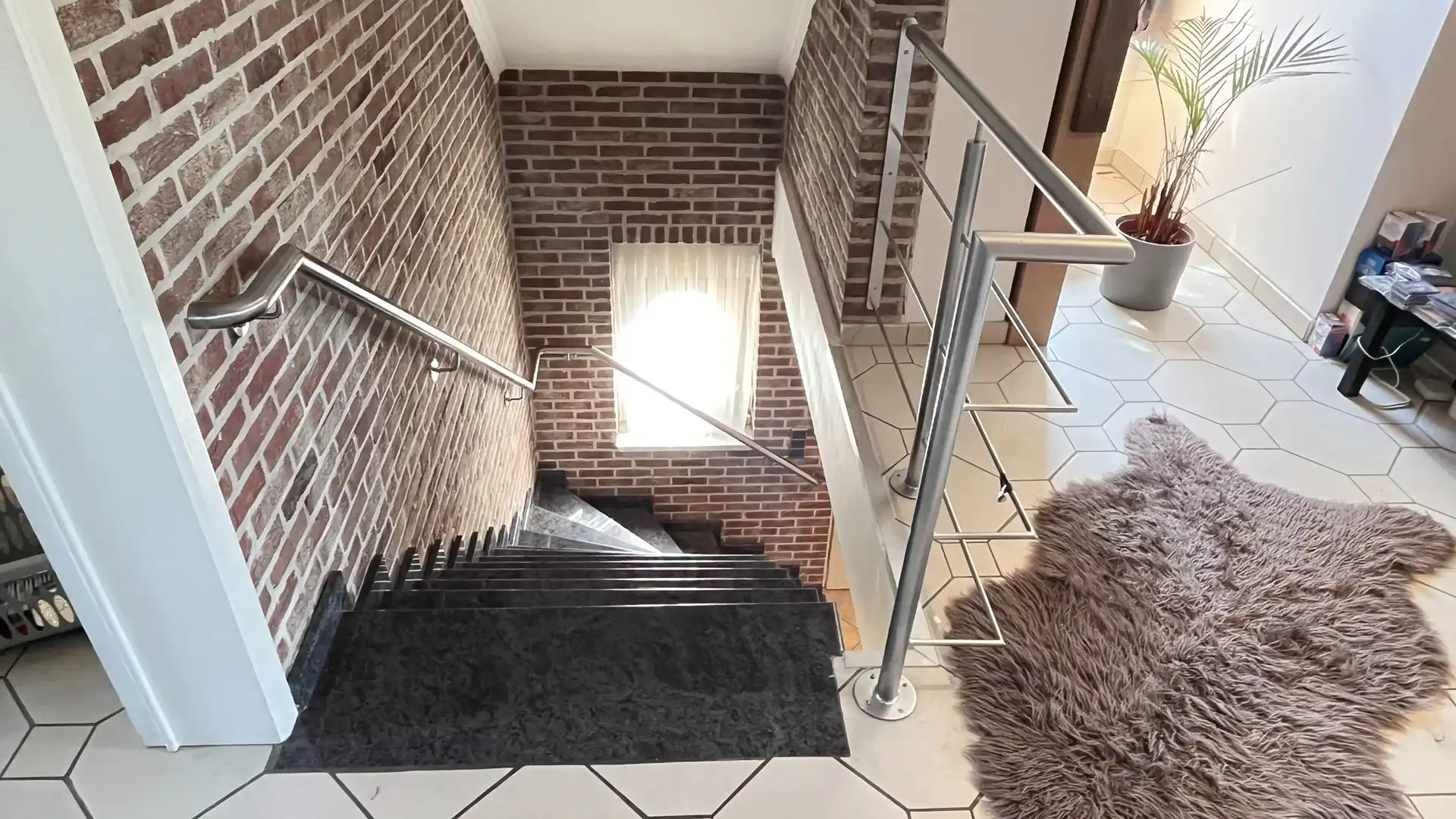 Vrijstaande woning met 4 slaapkamers en inpandige garage. foto 19