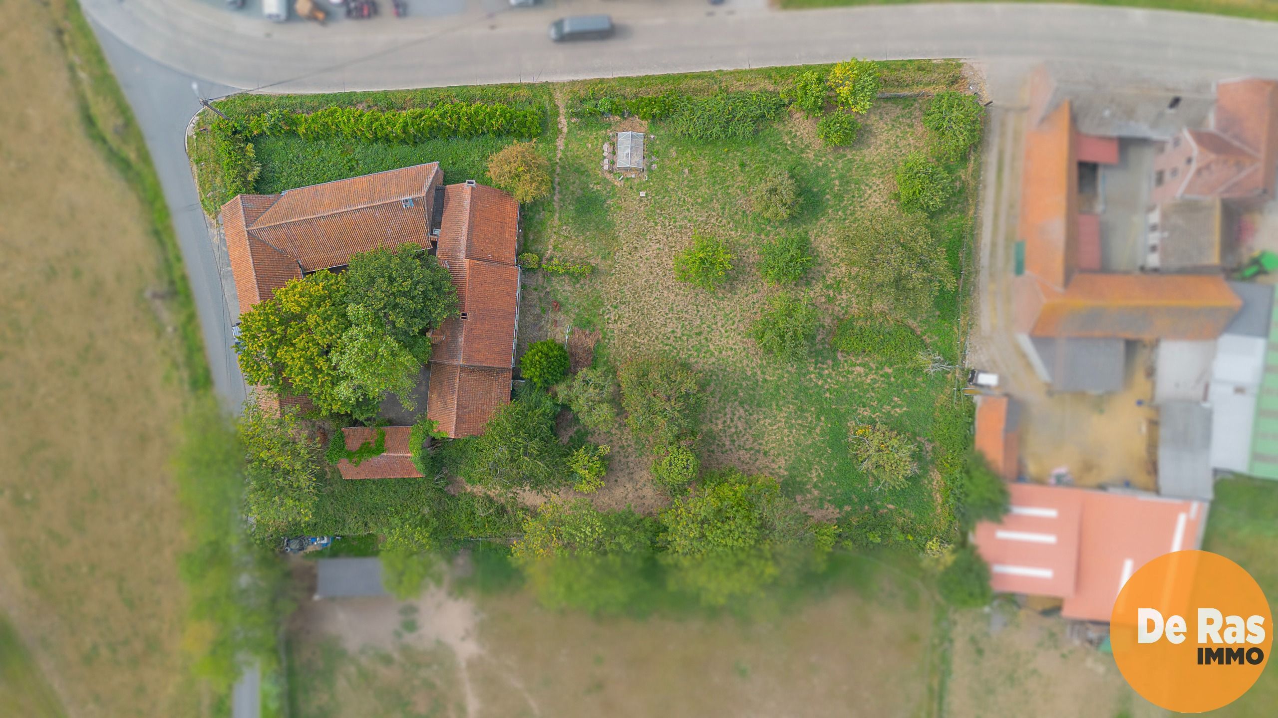 AAIGEM - Prachtige vierkantshoeve foto 12