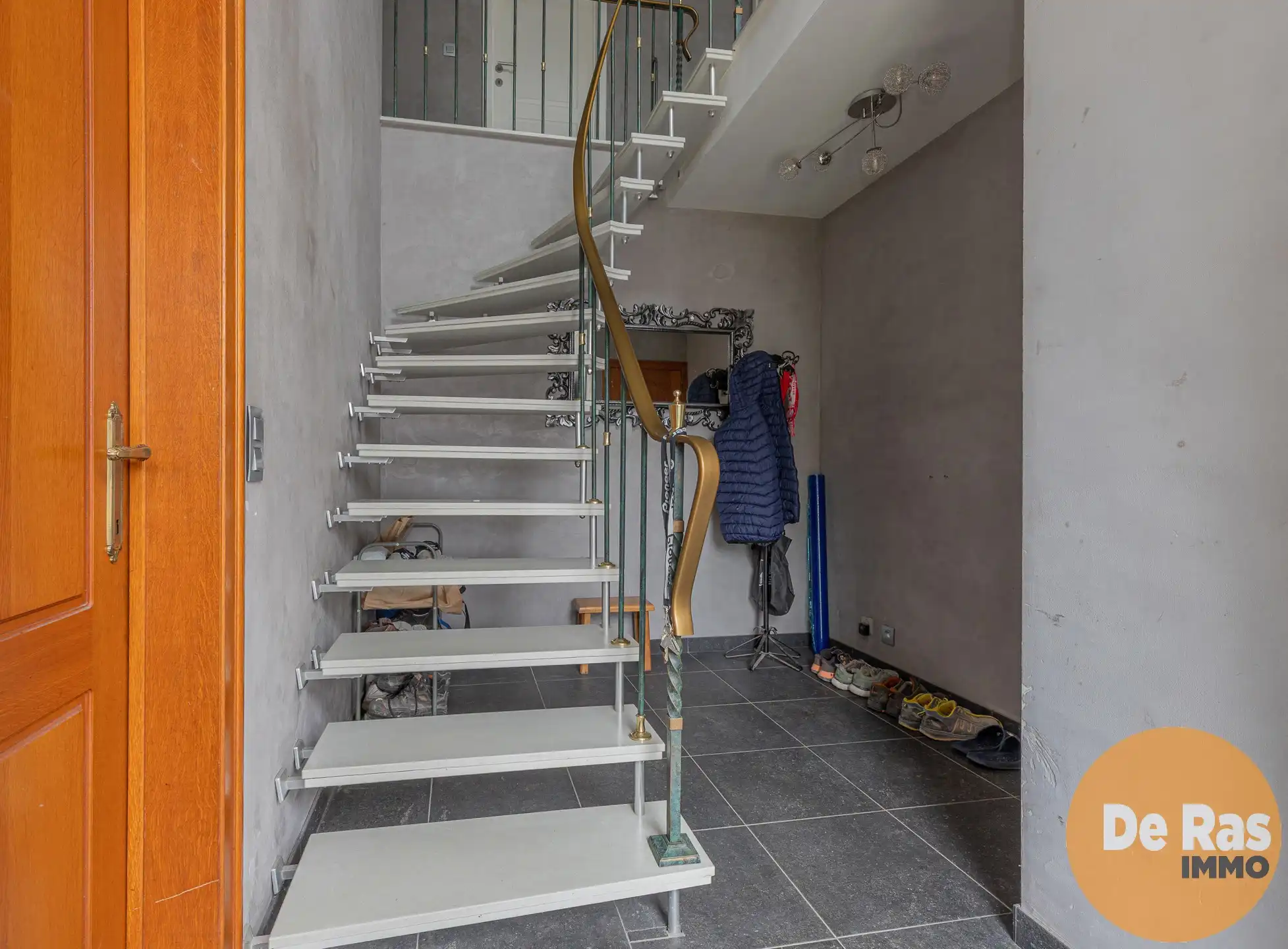 ERPE MERE Charmante woning met tuin en garage aan stadsrand foto 3