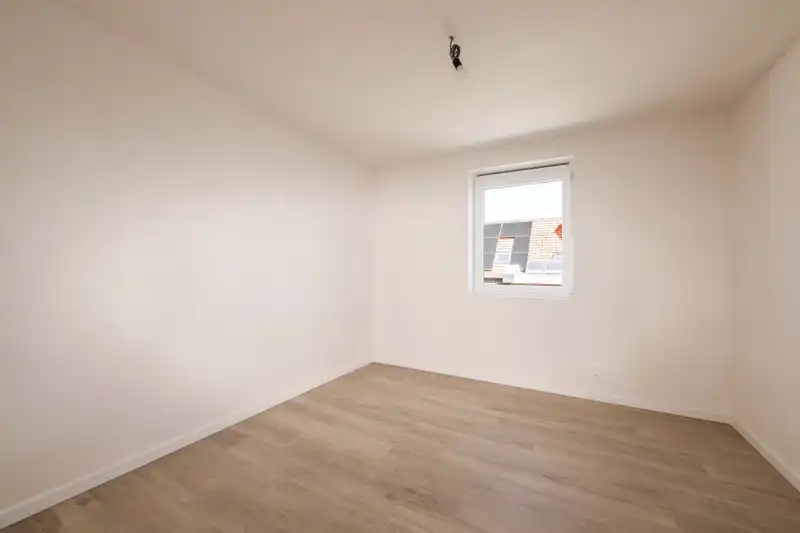 Prachtige nieuwbouwwoning met 3 slaapkamers TE KOOP in Sint-Eloois-Vijve! 🏡✨ foto 16
