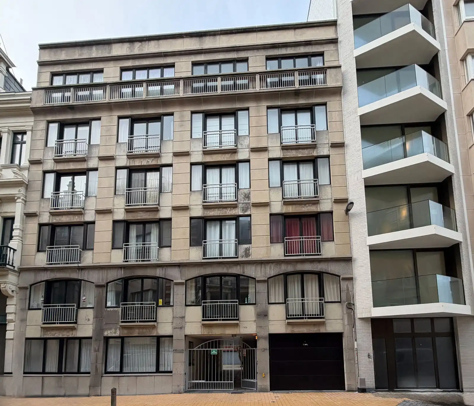 Lichtrijke studio op toplocatie nabij zee & strand foto 12