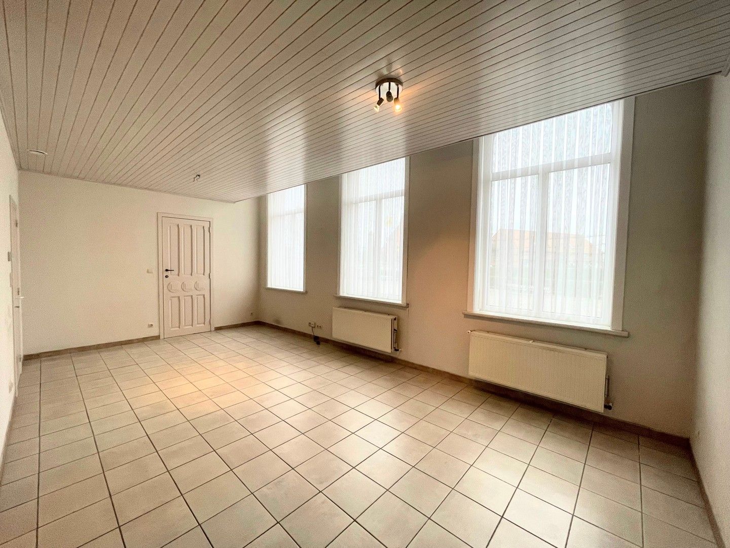 Te huur: Knusse woning met tuin in de dorpskern van Zandvoorde foto 5