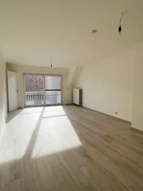 🏡 Modern appartement te huur op een centrale locatie aan de Kapellestraat in Wakken! ✨ foto 2