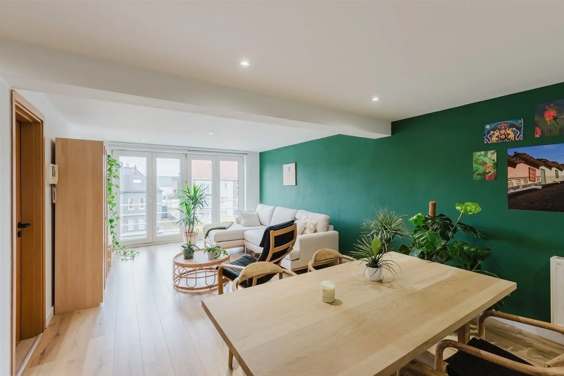 Fijn instap-klaar twee slaapkamer appartement in Wetteren centrum foto 9