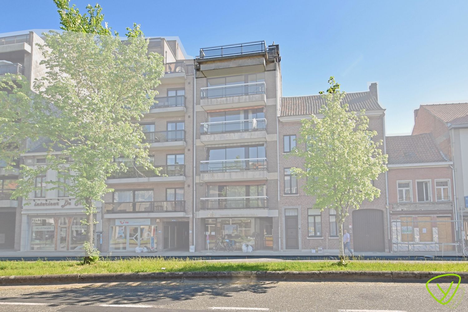 Gezellig appartement met twee terrassen foto 12