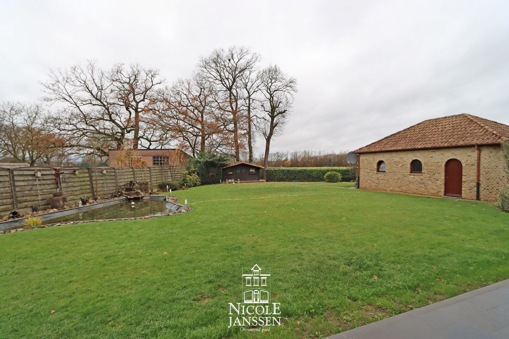 Ruime mediterrane villa  foto 19