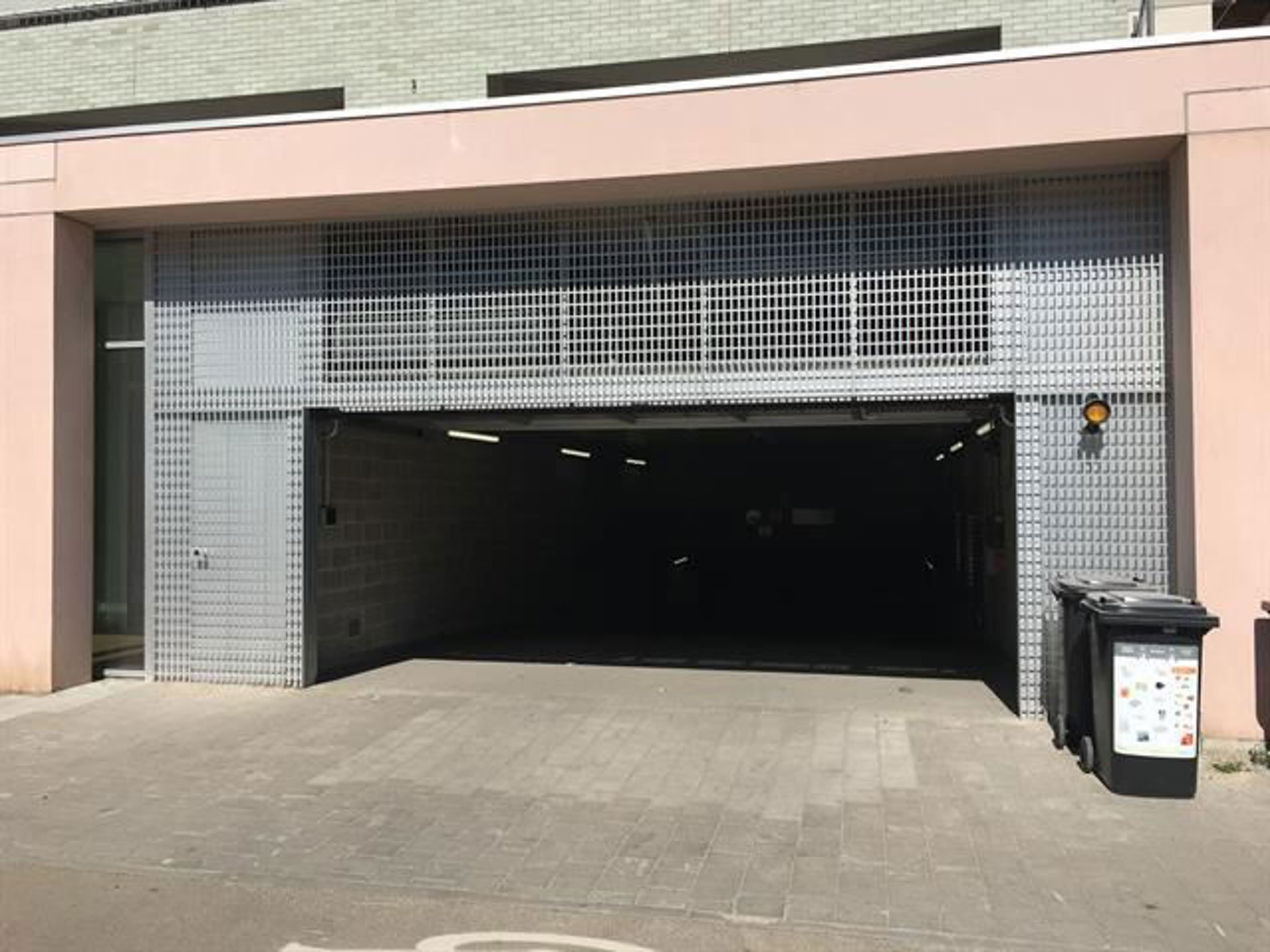 Parkeerplaats te huur foto 5