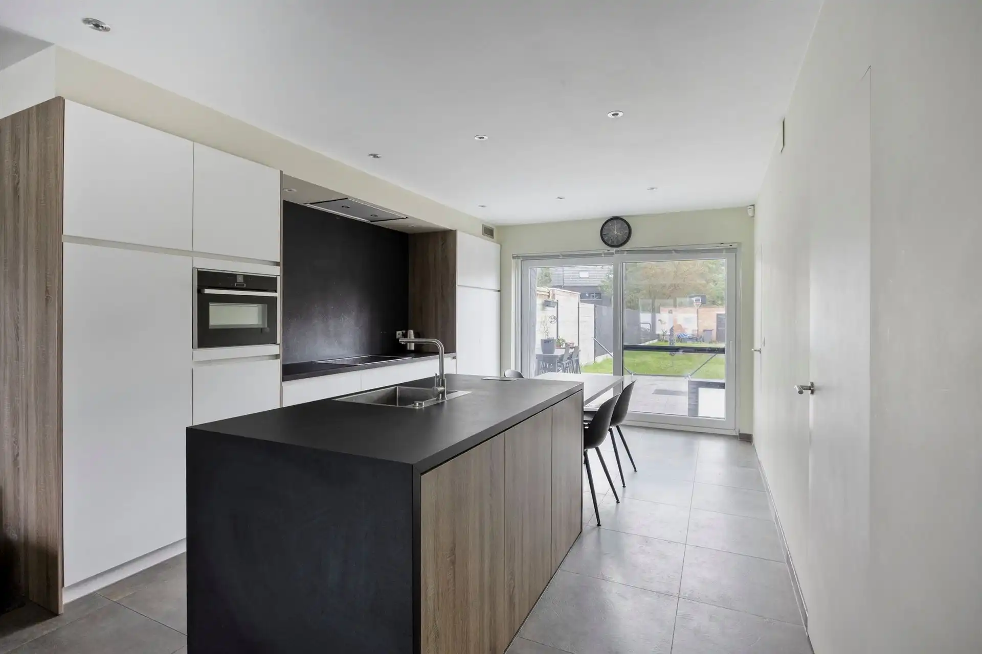 Instapklare en energiezuinige woning met 4 à 5 slpks! foto 7