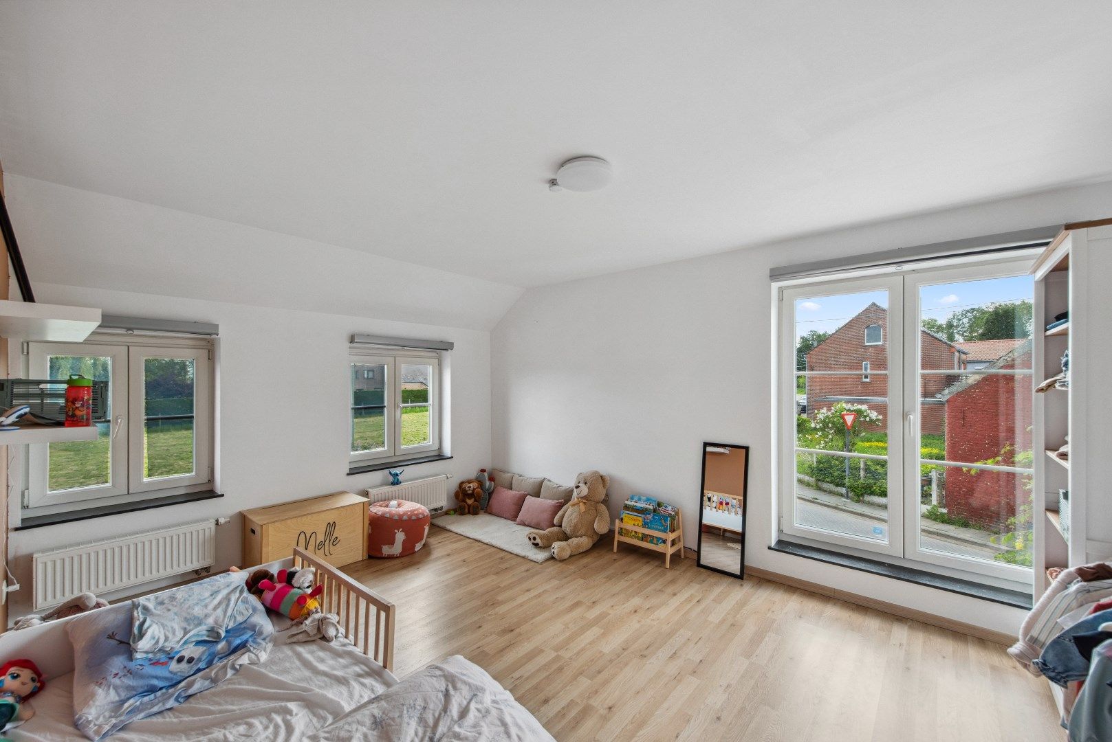 Gezinswoning in pastoriestijl met garage en 4 slaapkamers foto 20