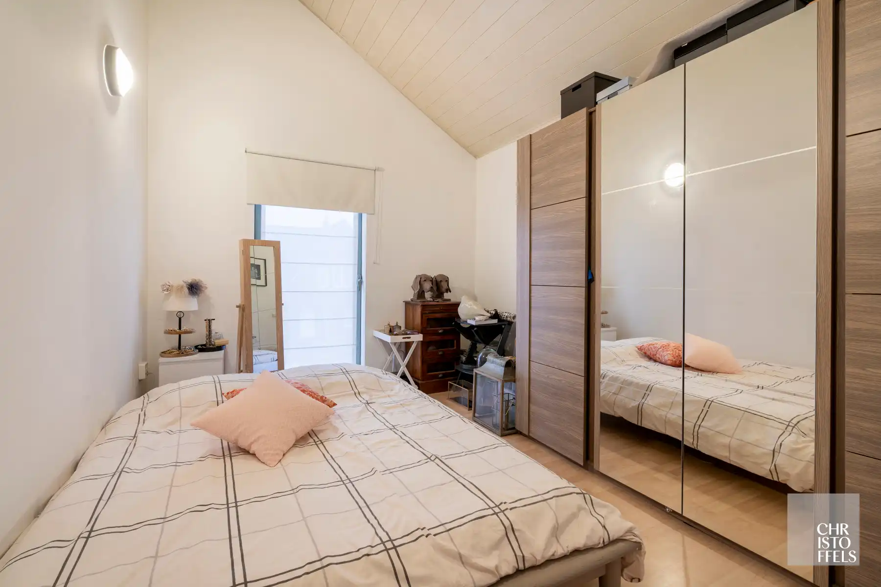 Ruime woning in Bilzen met veel woon- en werkmogelijkheden!  foto 13