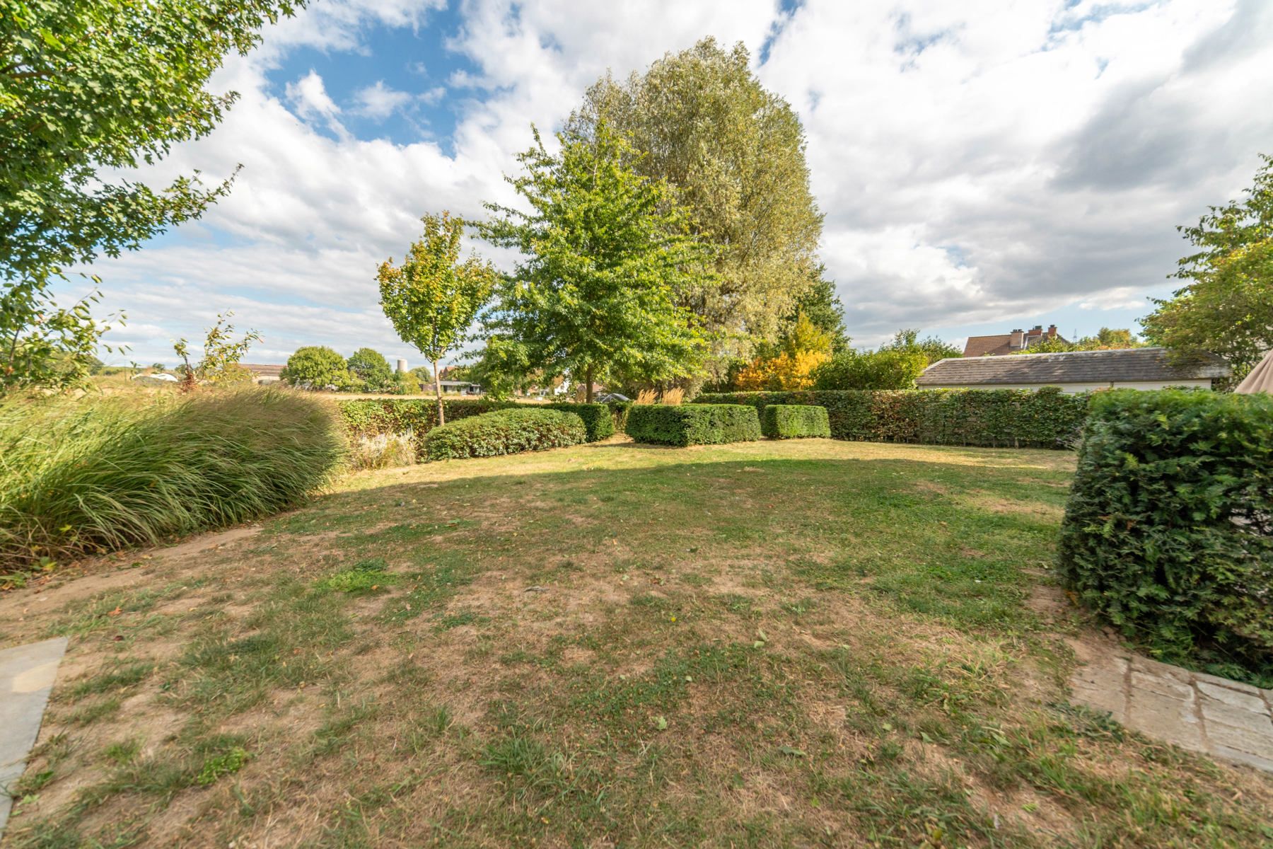 Instapklare stijlvolle villa met zicht op natuur te Schelle.  foto 13