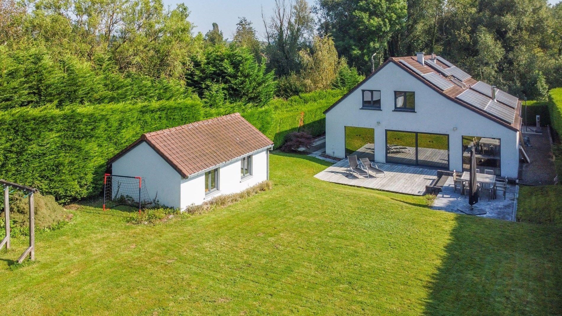  Ruime en integraal vernieuwde villa met zuid-tuin ! foto 28