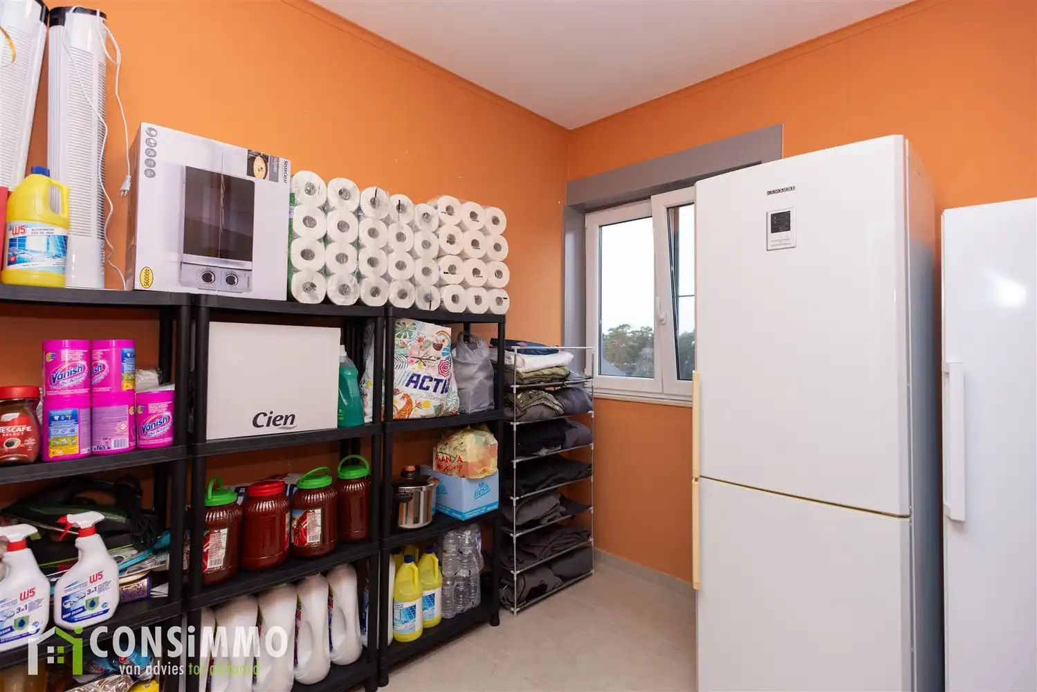 Instapklaar appartement met 3 slaapkamers en overdekt terras in Genk foto 17