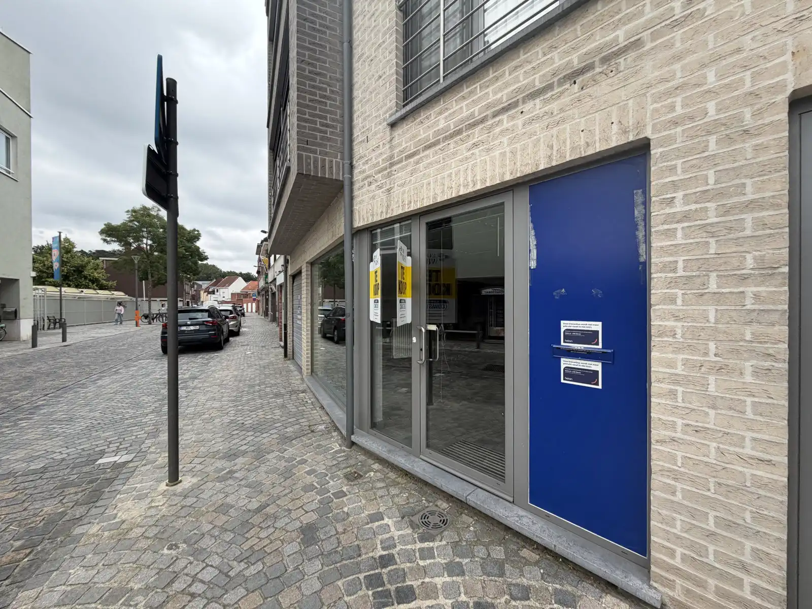 Gunstig gelegen commercieel gelijkvloers in centrum Ekeren! foto 16