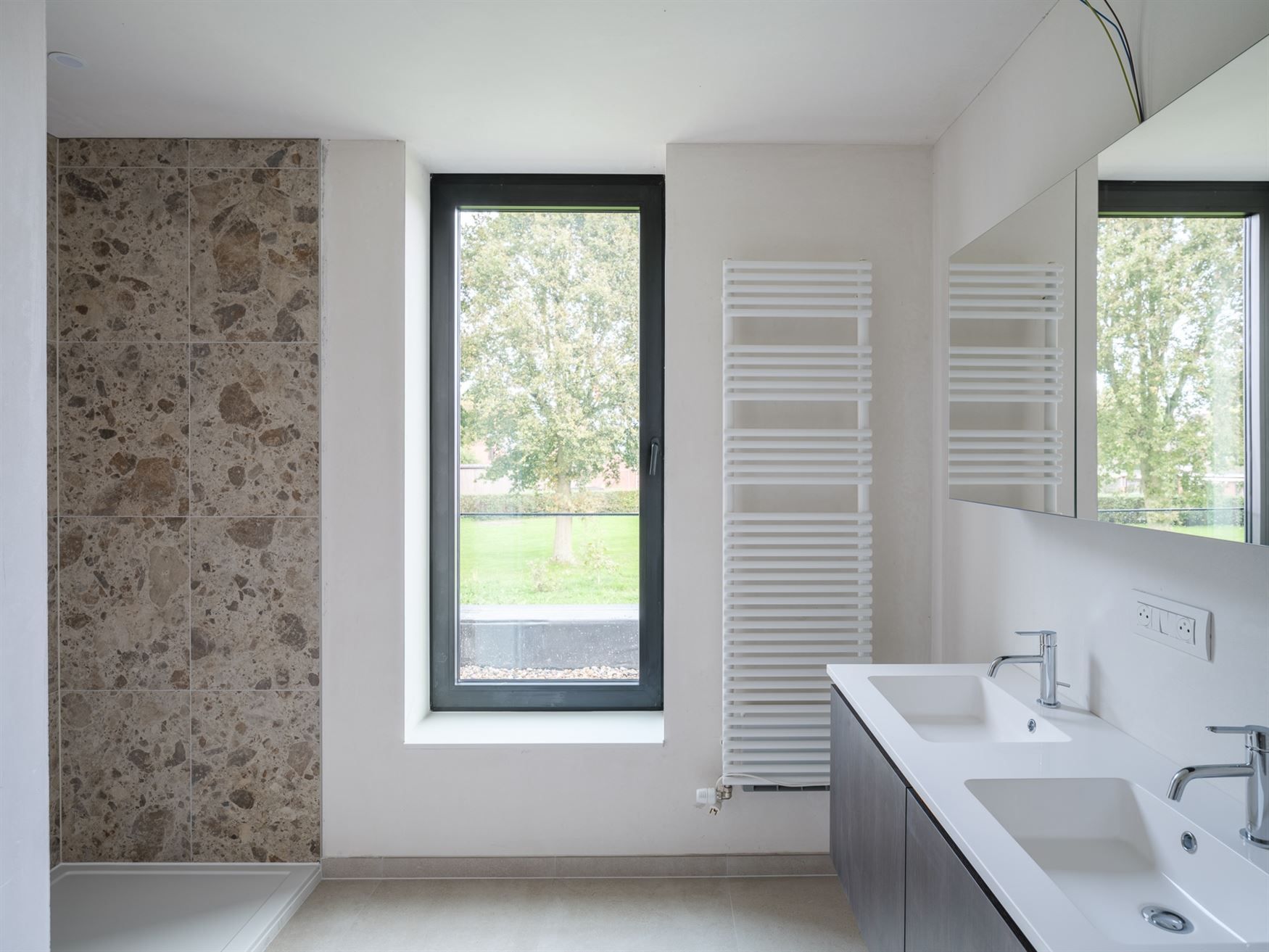 Schitterend gelegen nieuwbouwwoning foto 13