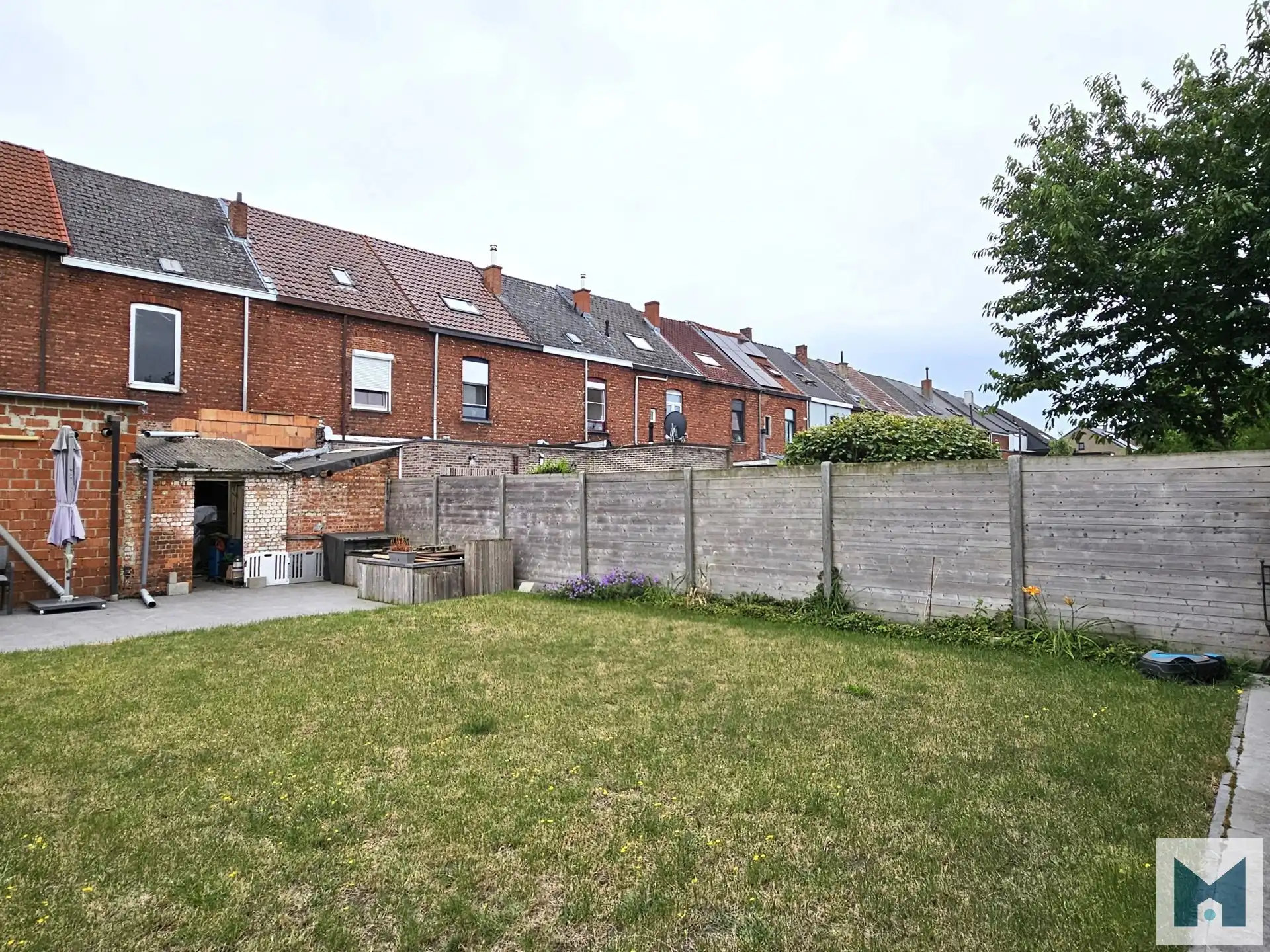 Renovatieproject met veel potentieel te Aalst! foto 9