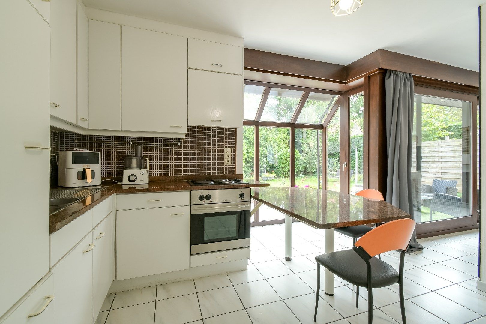 Gezellige woning omgeven door groen! foto 9