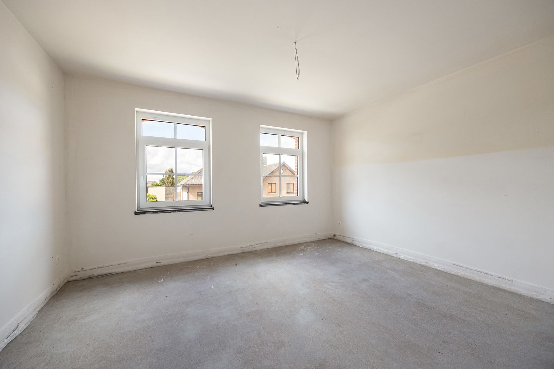 Ruime gezinswoning (ca 245 m²) met 4 slaapkamers op perceel van ca. 303 m². foto 18