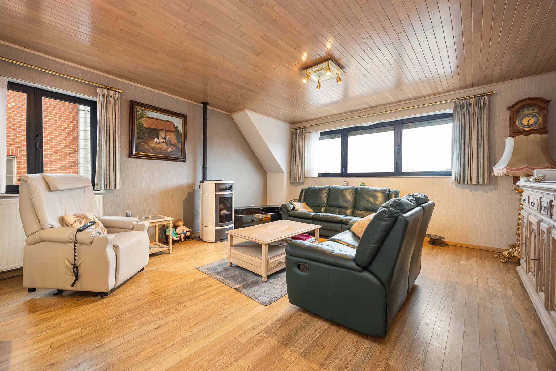 Dakappartement met lift, ruim terras, zolder en ruime garage. foto 3