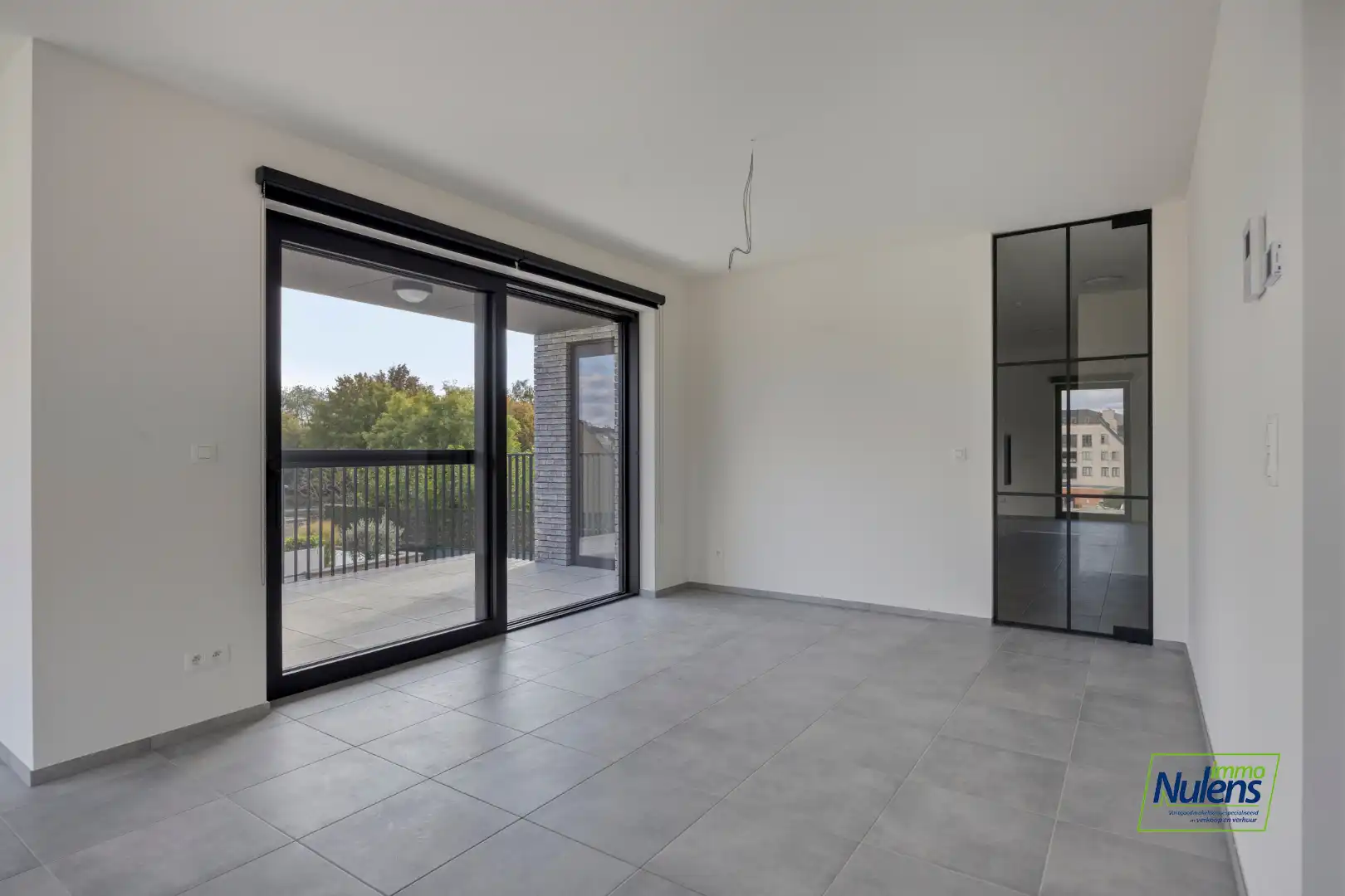 Stijlvol nieuwbouwappartement met 2 slaapkamers en zonnig terras in hartje Lanaken! foto 6