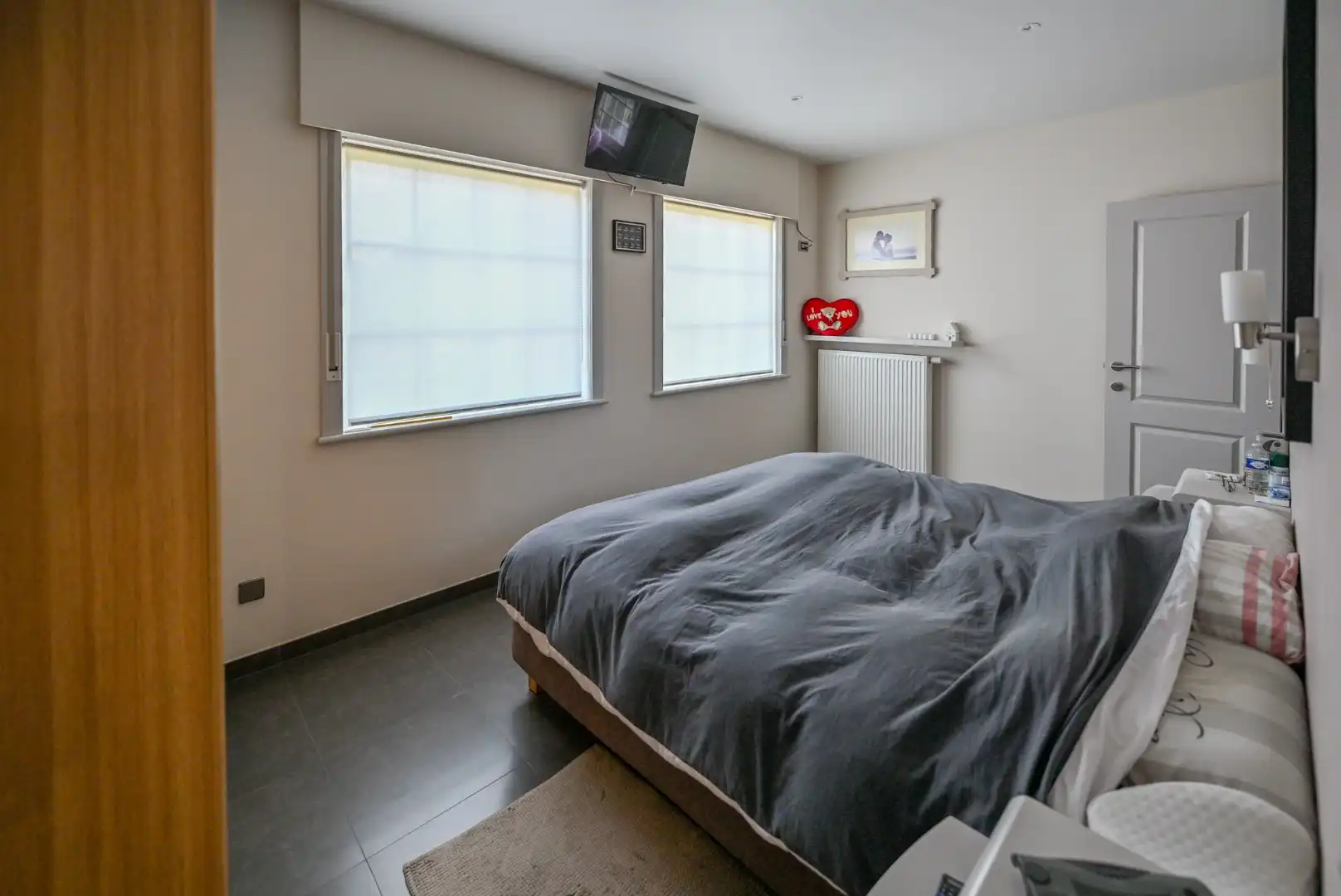 Mooie ruime open bebouwing met 3 slaapkamers en garage  foto 11