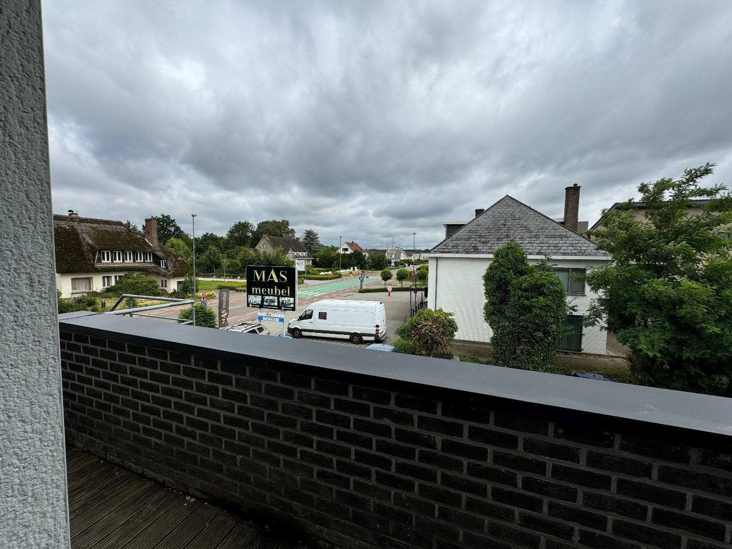 Duplex appartement met 3 slaapkamers en 2 autostaanplaatsen in hartje Beringen foto 17