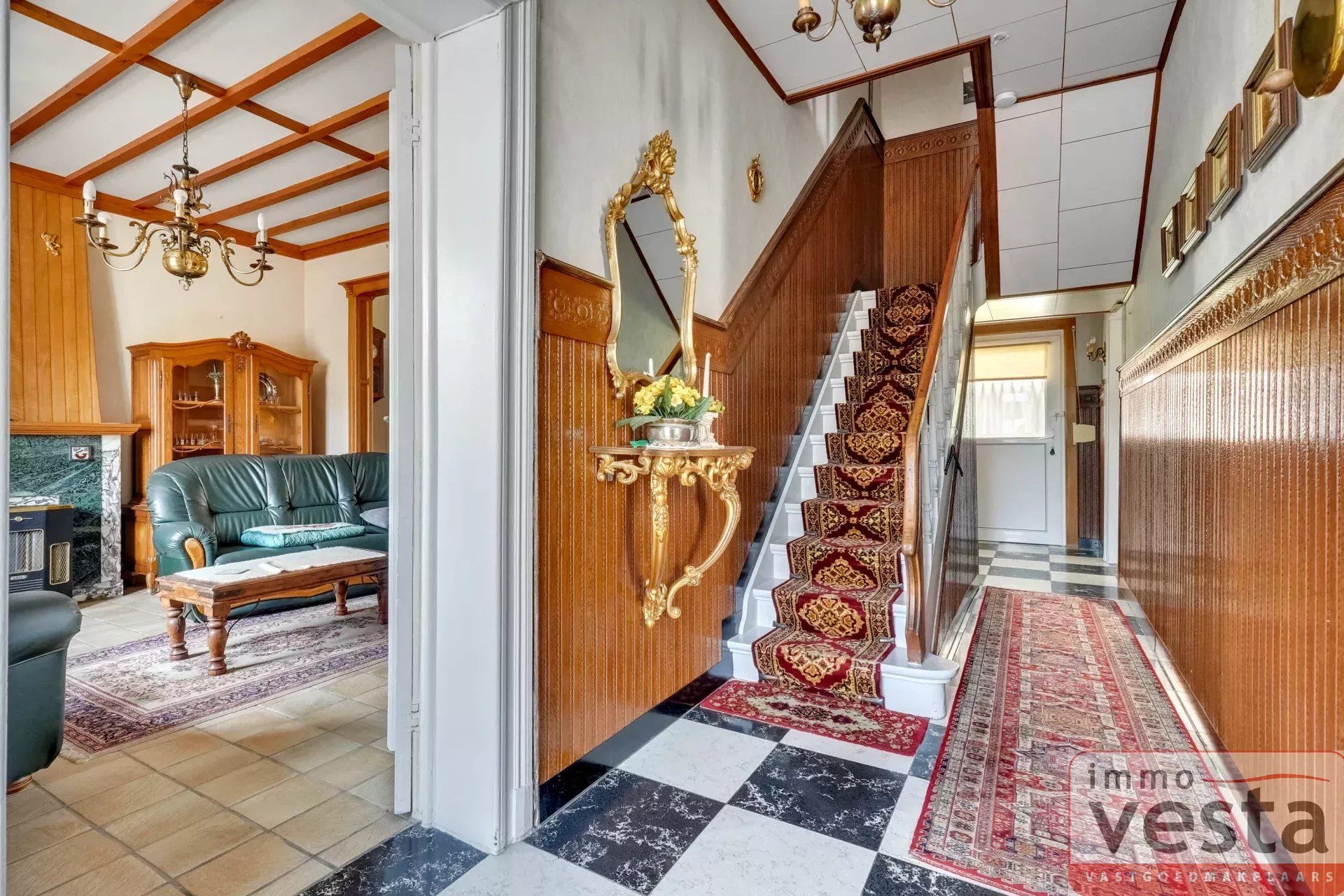 Te renoveren woning met landelijke ligging foto 15