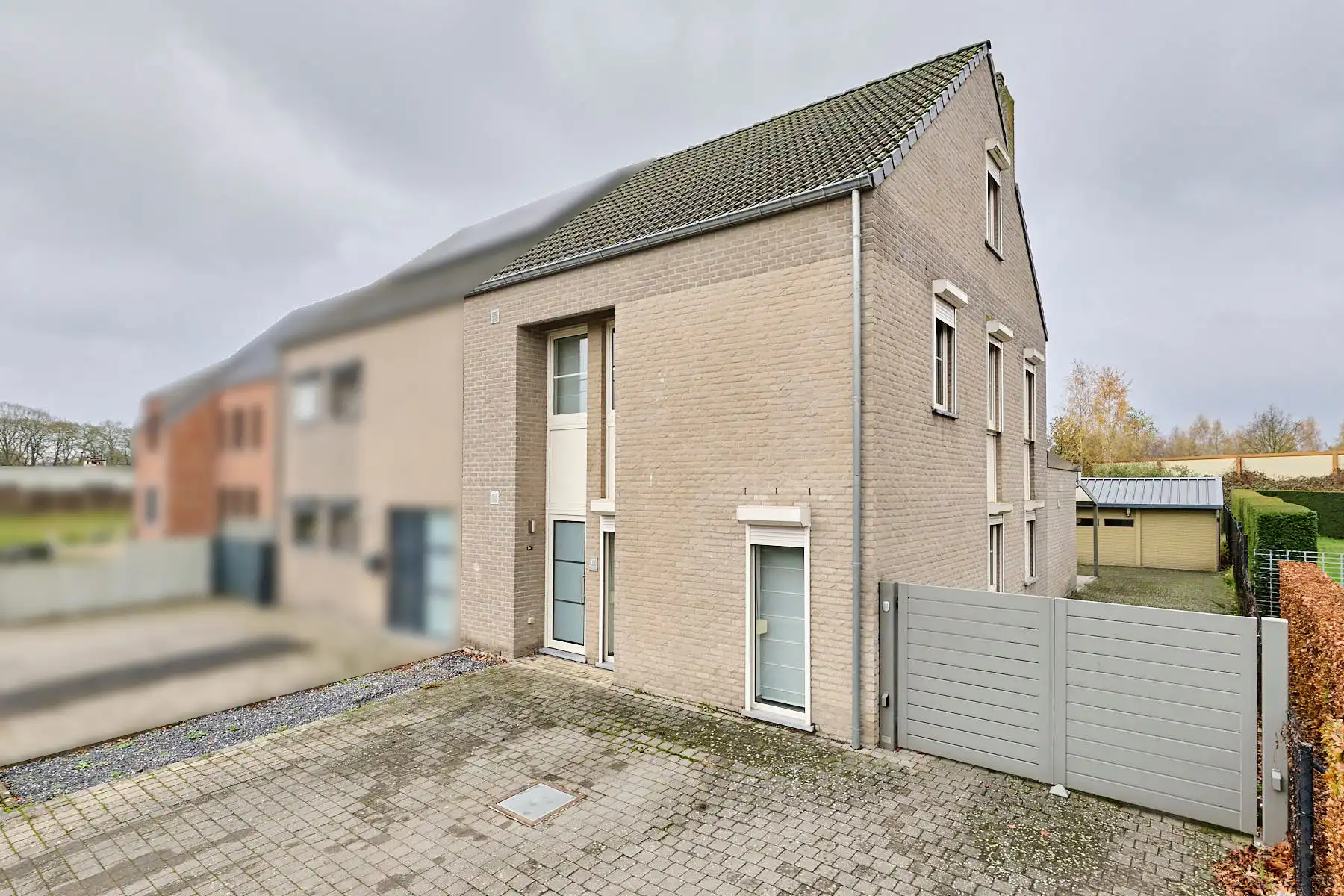 Huis te koop foto {{pictureIndex}}
