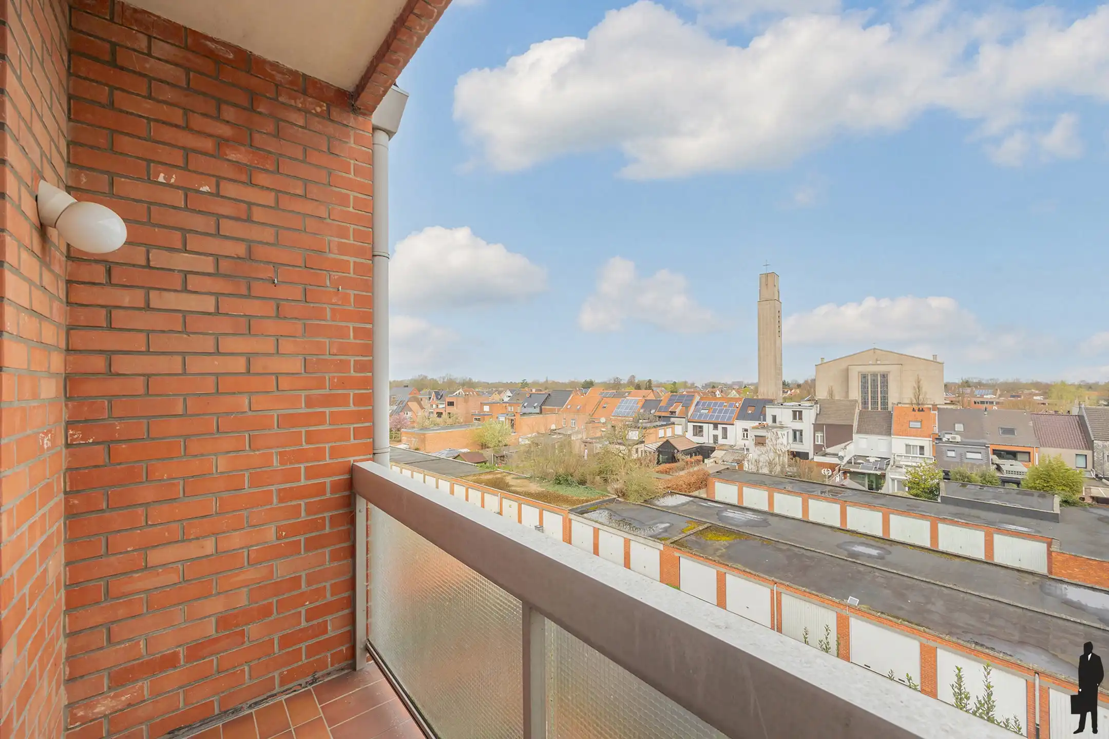 Instapklaar hoekappartement met terras & garage foto 13