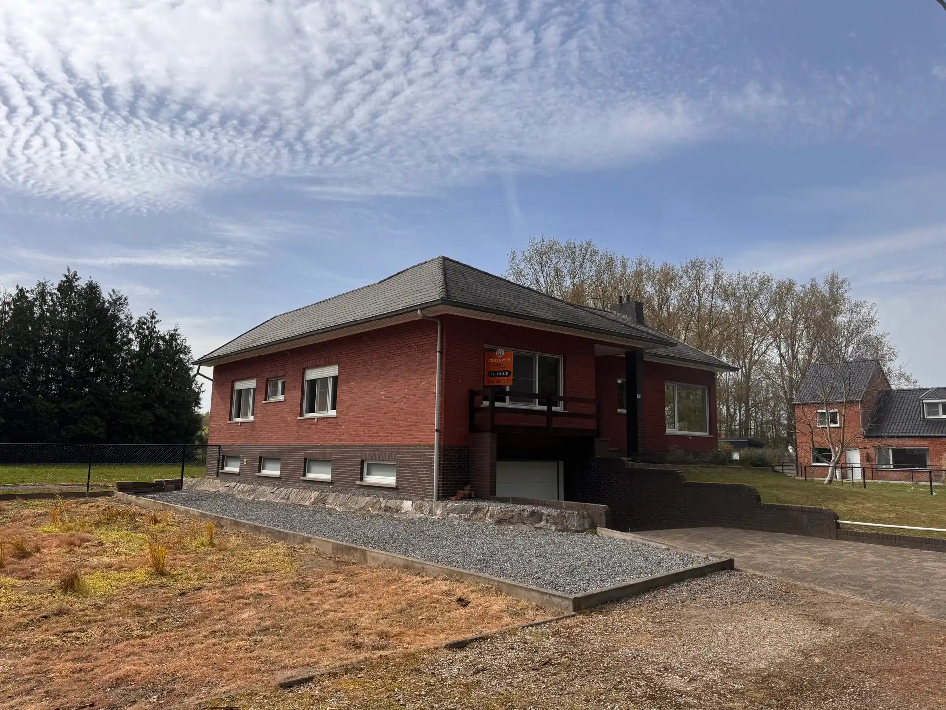 Rustig gelegen woning met 3 slaapkamers en grote tuin foto 22