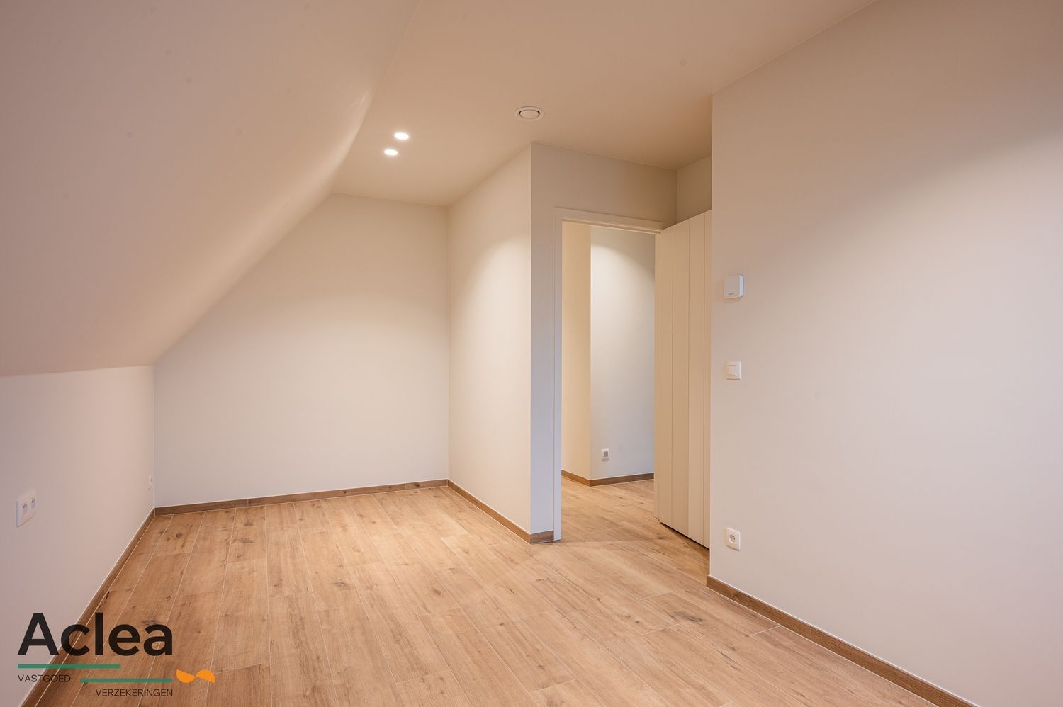 Unieke landelijke nieuwbouw woning met open zichten foto 36