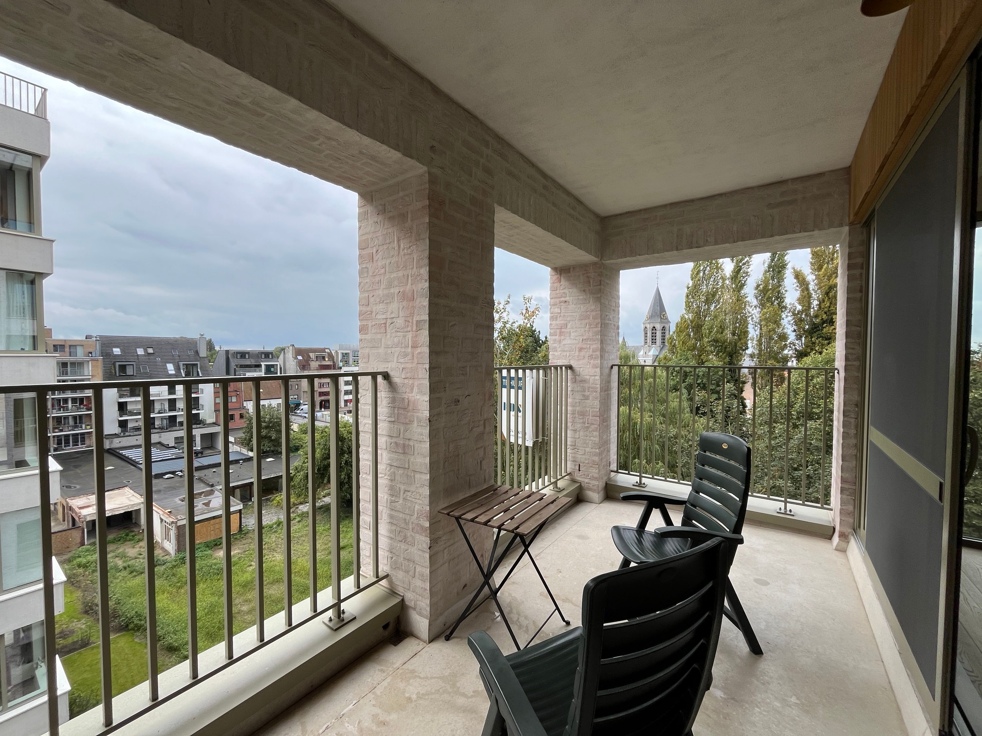 Luxueus, instapklaar appartement aan de Leie foto 3