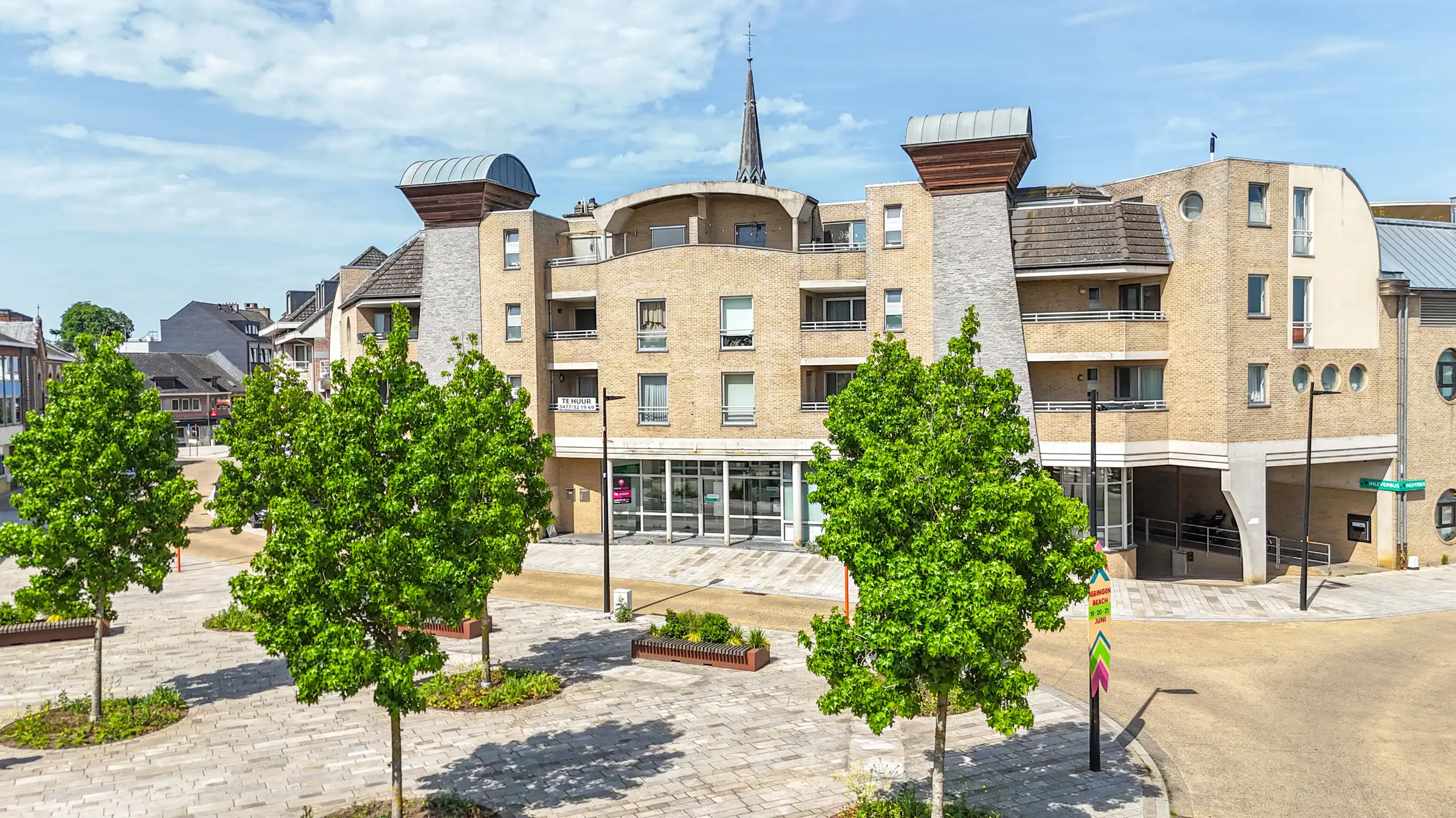 Zeer ruim kantoor op commerciële locatie in centrum Beringen foto 60