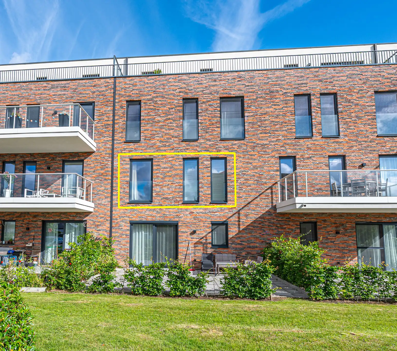 Modern appartement met ruim terras  foto 3