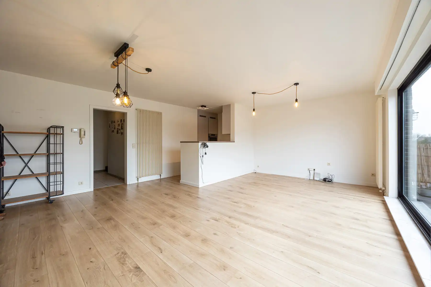 2 slaapkamer-appartement met 2 garages nabij centrum van Stabroek-Putte! foto 3