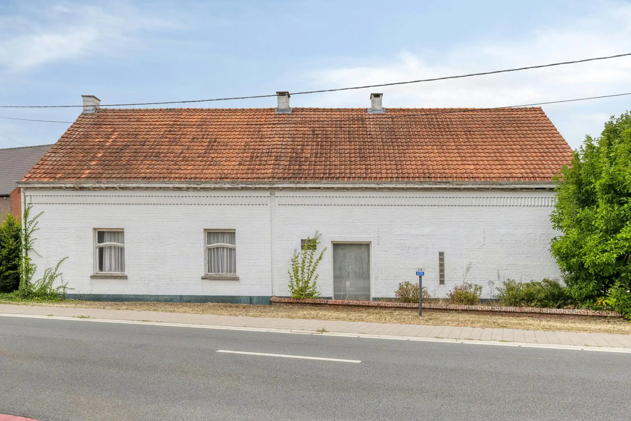 Te renoveren hoeve te koop in Lichtaart op ruim perceel foto 3