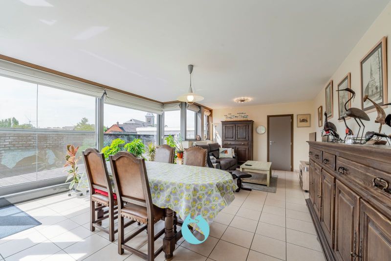 Dit prachtig en ruim appartement met één van de mooiste terrassen te Evergem is gelegen in de Kapellestraat foto 6