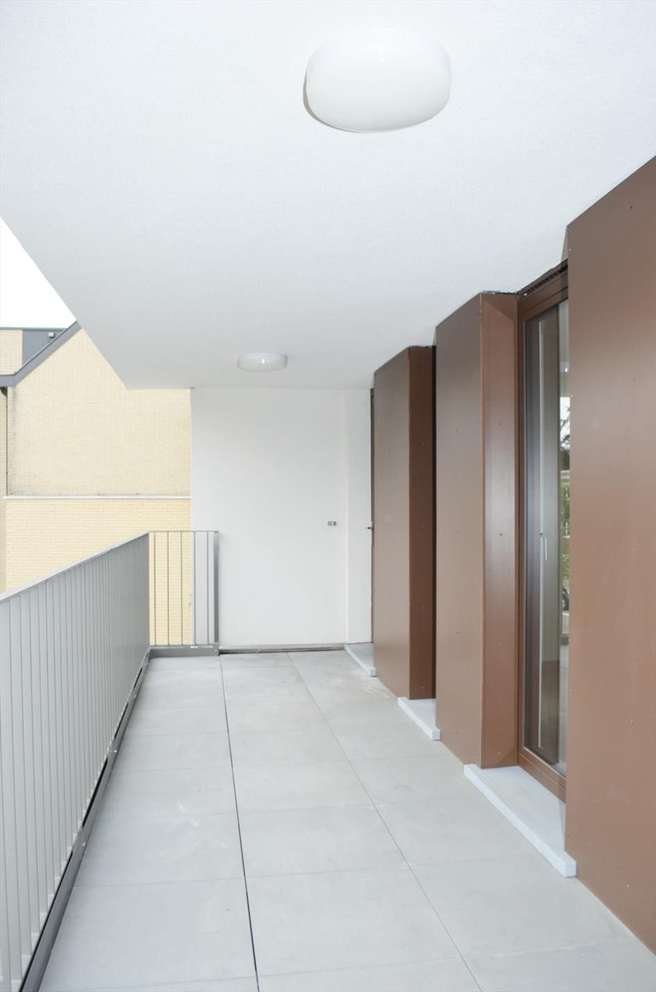 Bijna-enegieneutraal quasi nieuwbouw appartement met drie slaapkamers foto 18