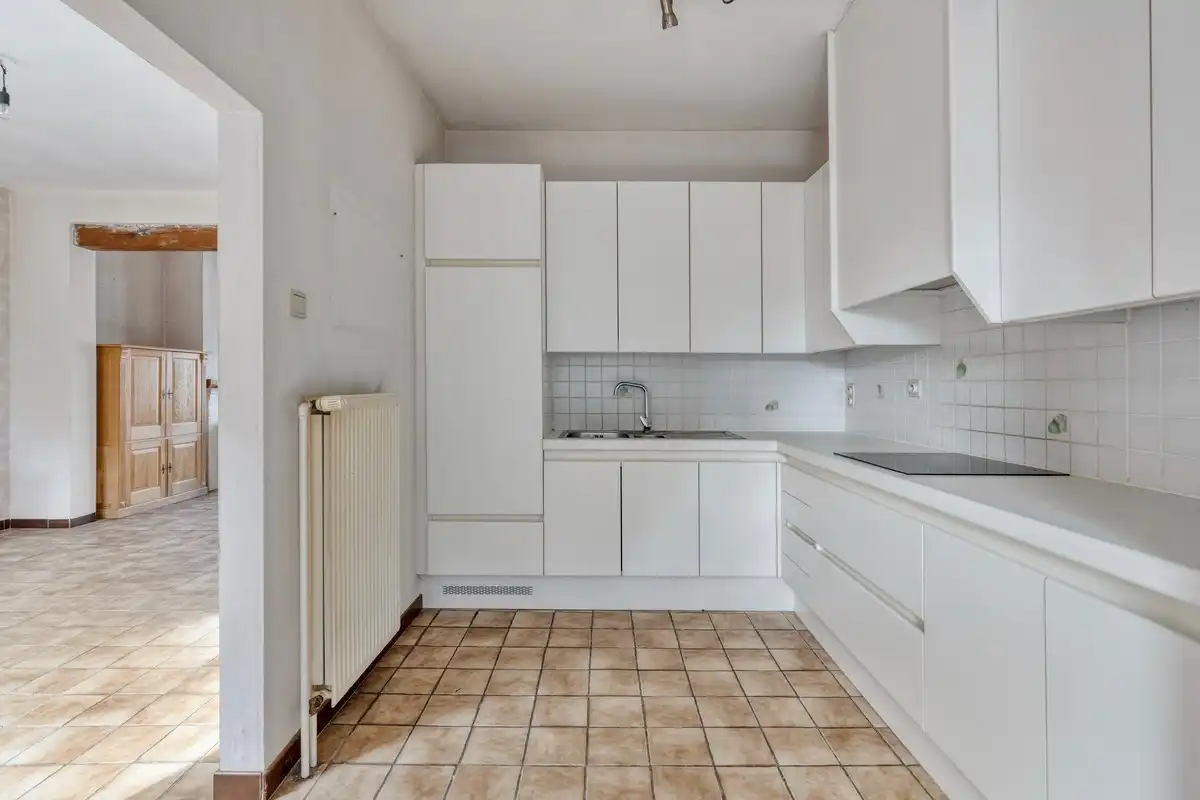 Goed gelegen rijwoning foto 4