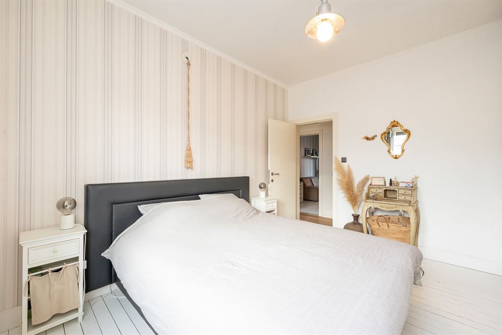 Lichte, instapklare woning met stadstuin foto 15