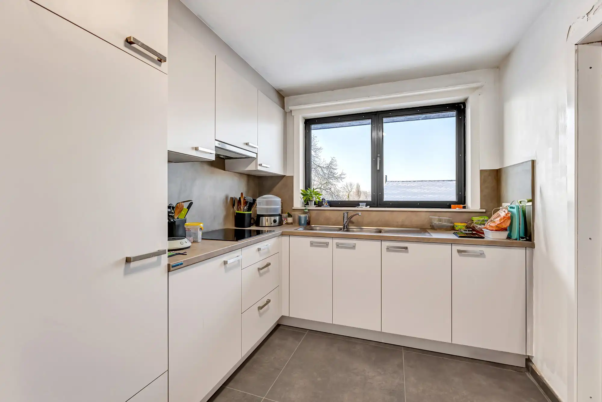 Gerenoveerd appartement met terras te koop in Moorsel foto 3