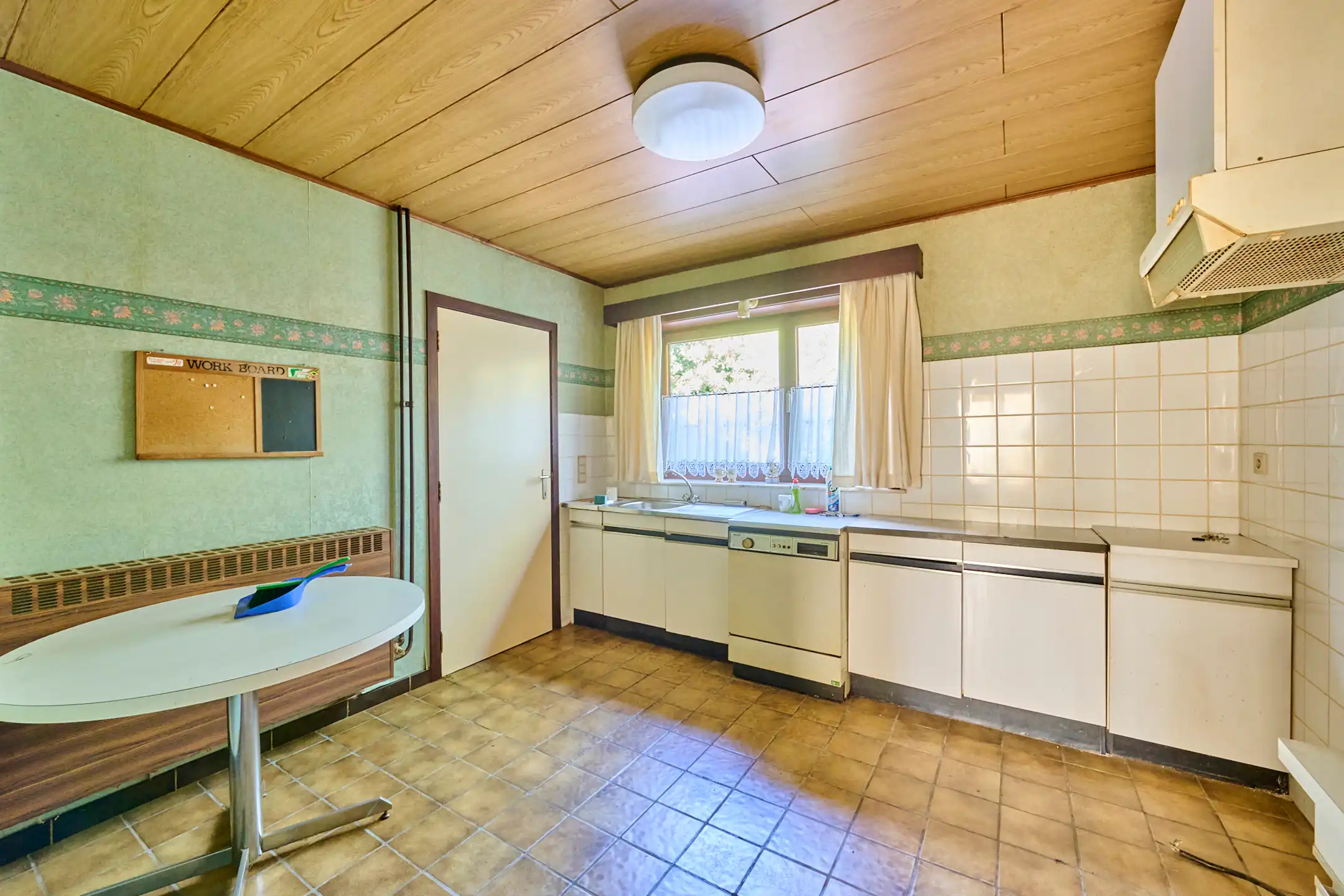TE RENOVEREN WONING MET VEEL MOGELIJKHEDEN OP 3HA 54A38 CA foto 14