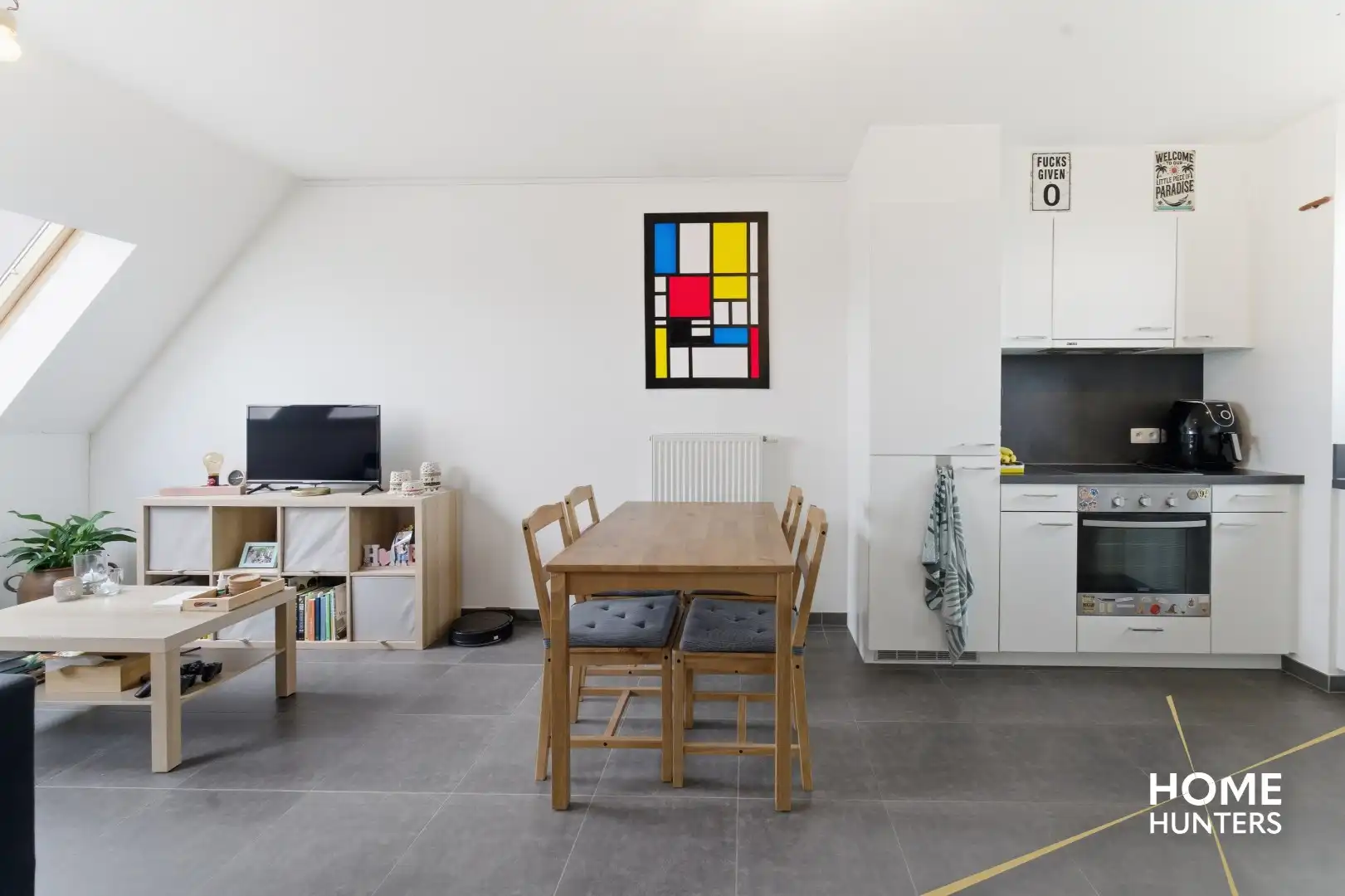 Stijlvol en lichtrijk appartement met terras in het hart van Ieper foto 10