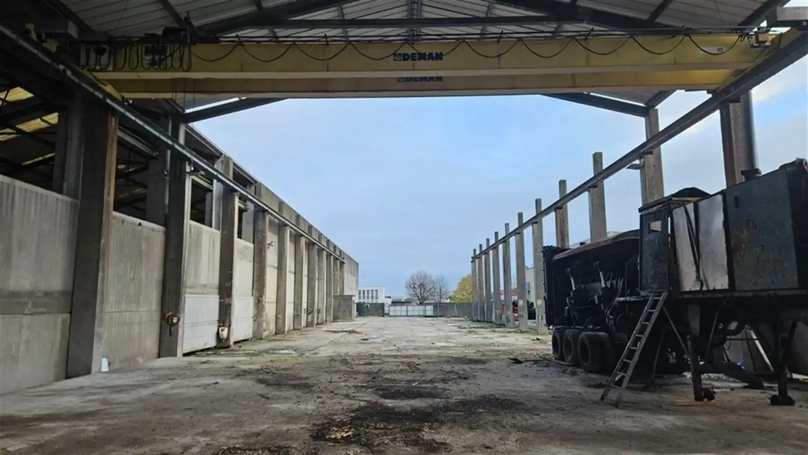 Te huur veelzijdig bedrijfsgebouw te Aalter foto 8