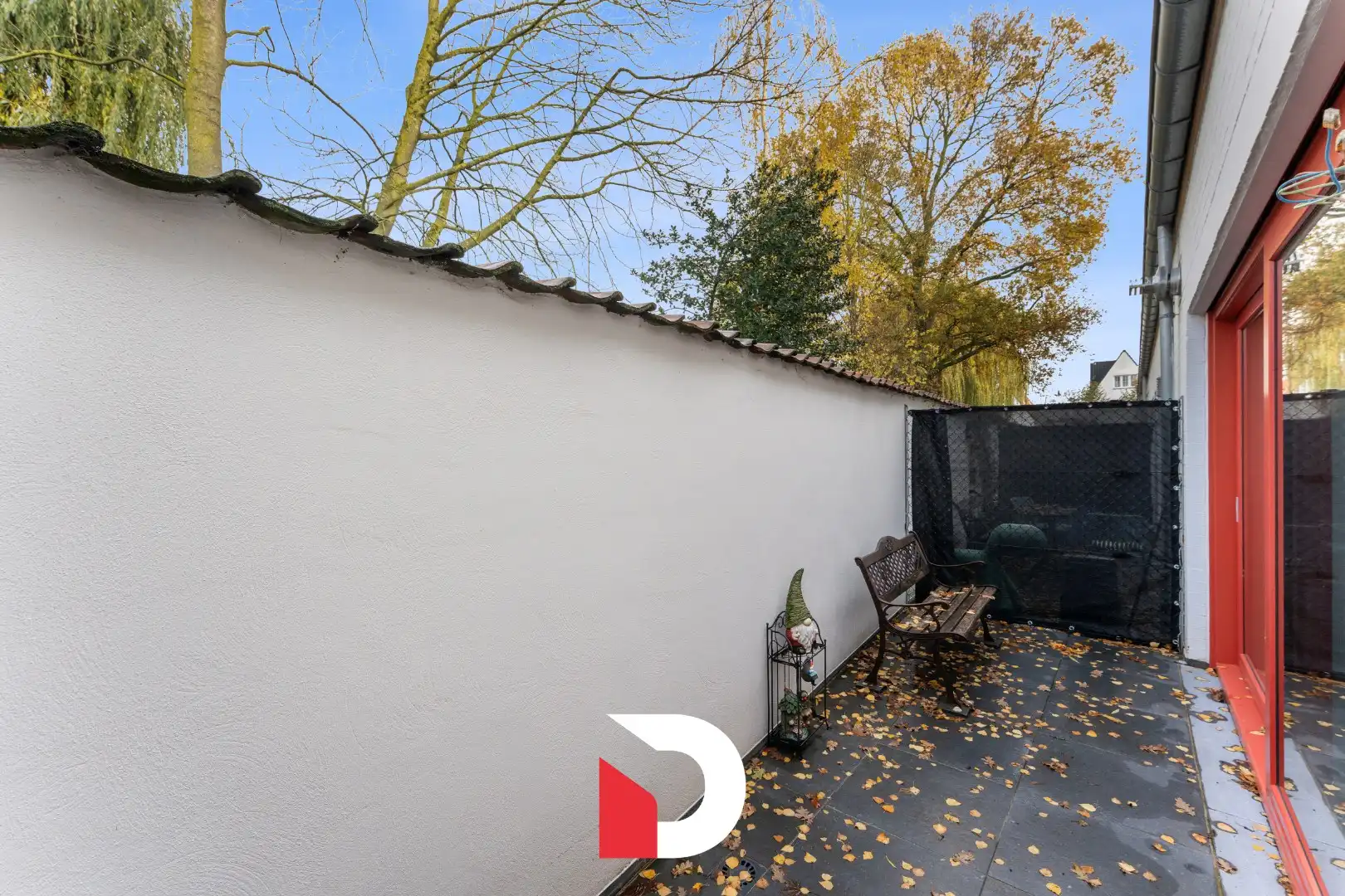 Schitterende stadswoning  in hartje Brugge gelegen op een afgesloten en verdoken binnenplaats. foto 16