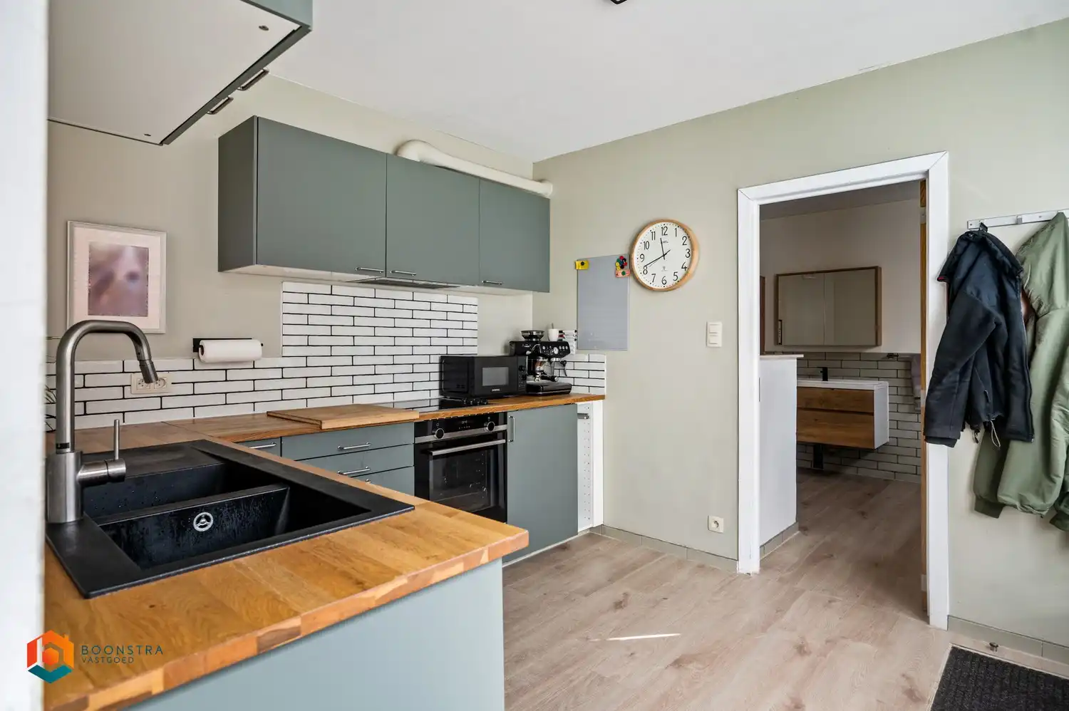 Leuke woning met 3 slpkrs en vergund magazijn/loods van 300m² foto 16