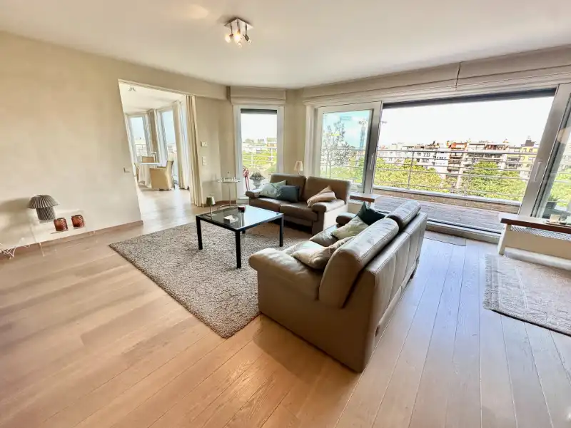 Exclusieve penthouse met 2 slaapkamers, royaal zonneterras en uniek groen uitzicht foto 7